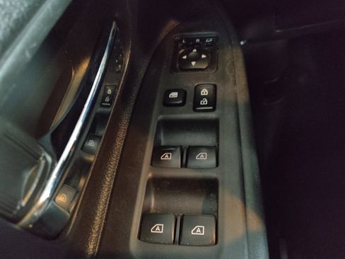 Used 2019 Mitsubishi Outlander SEL image 27