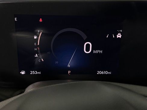 Used 2025 Buick Encore GX Preferred image 14