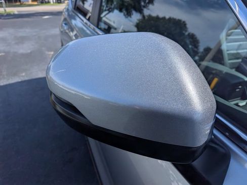 Used 2025 Honda CR-V EX-L image 10