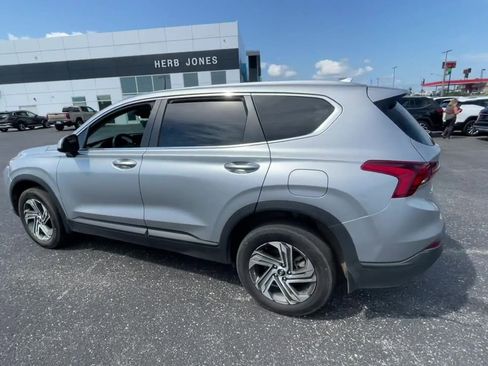 Used 2023 Hyundai Santa Fe SE image 7