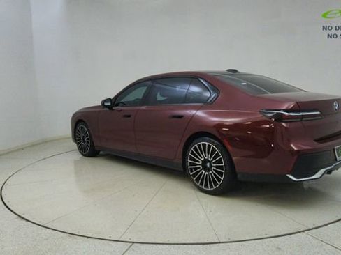 Used 2026 BMW 740i RWD image 68