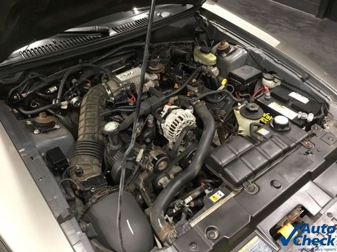 Used 2001 Ford Mustang GT image 40