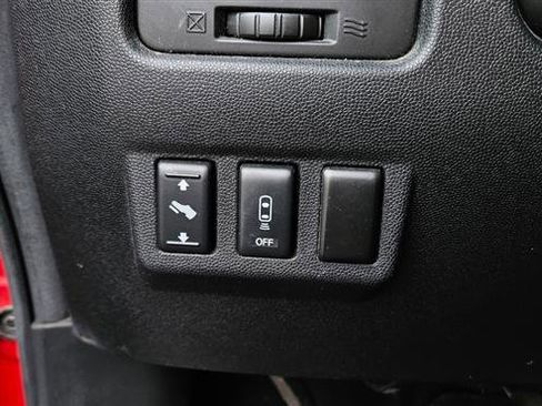 Used 2008 Nissan Titan 4x4 Crew Cab image 15