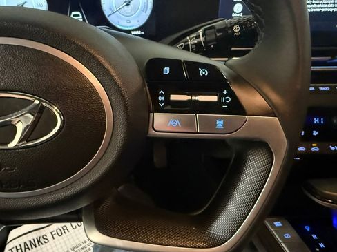 Certified 2023 Hyundai Elantra Limited image 30