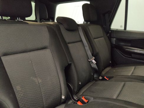 Used 2020 Ford Expedition XLT RWD image 19