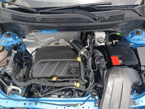 Used 2025 Chevrolet Trax ACTIV w/ Driver Confidence Package FWD image 9