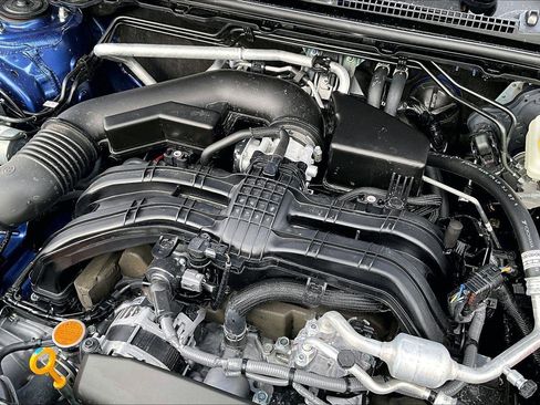 Used 2025 Subaru Crosstrek 2.0i Premium image 34