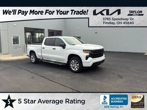 Used 2022 Chevrolet Silverado 1500 Custom AWD/4WD image 1