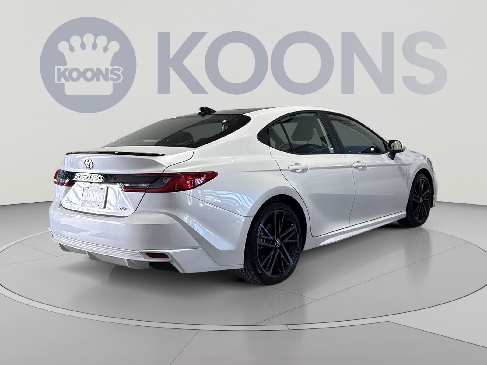 Used 2026 Toyota Camry XSE FWD image 11