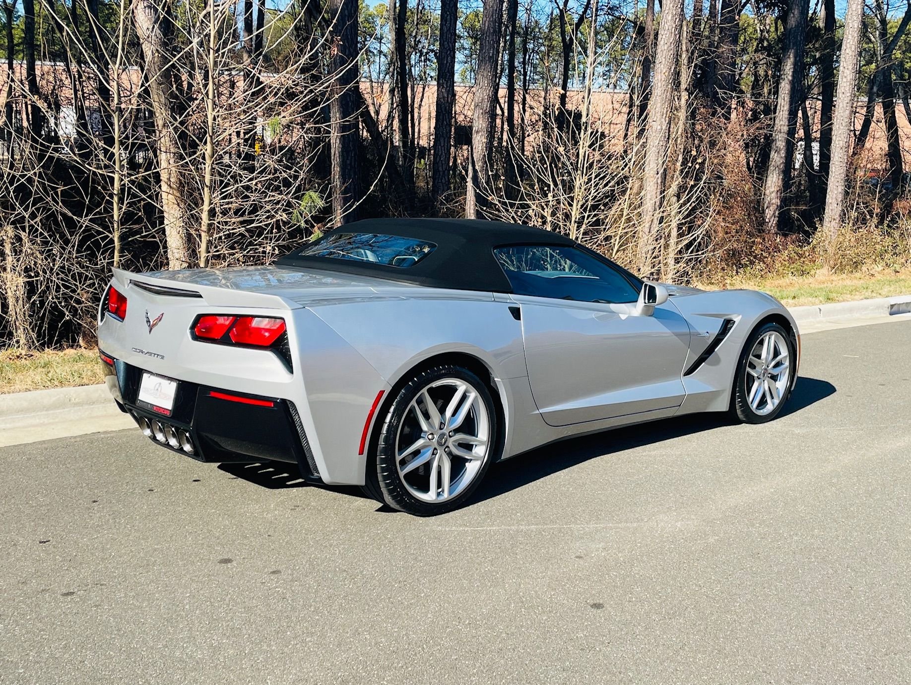 Used 2015 Chevrolet Corvette Stingray Convertible w/ 2LT Preferred Equipment Group RWD image 28