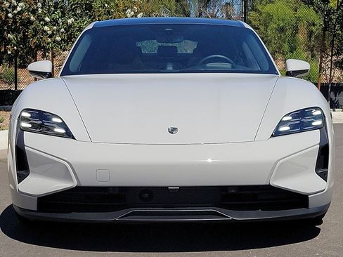 New 2025 Porsche Taycan Turbo AWD/4WD image 10