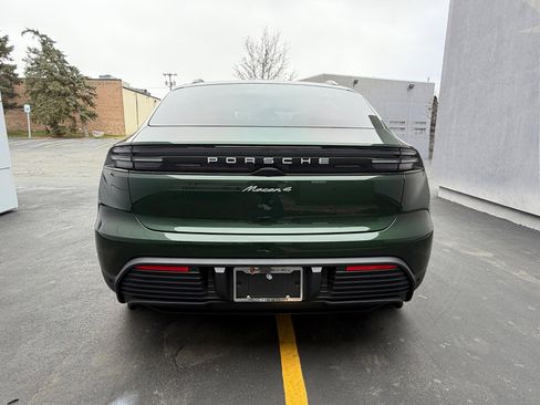New 2026 Porsche Macan 4 Electric image 11