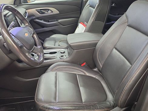 Used 2019 Chevrolet Traverse RS AWD/4WD image 12