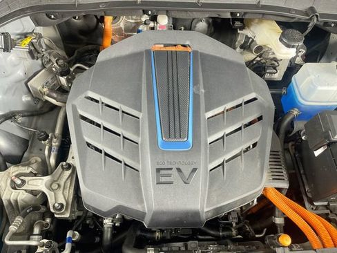 Used 2021 Hyundai Kona Ultimate FWD image 33