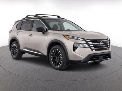 Used 2025 Nissan Rogue Platinum w/ Platinum Premium Package