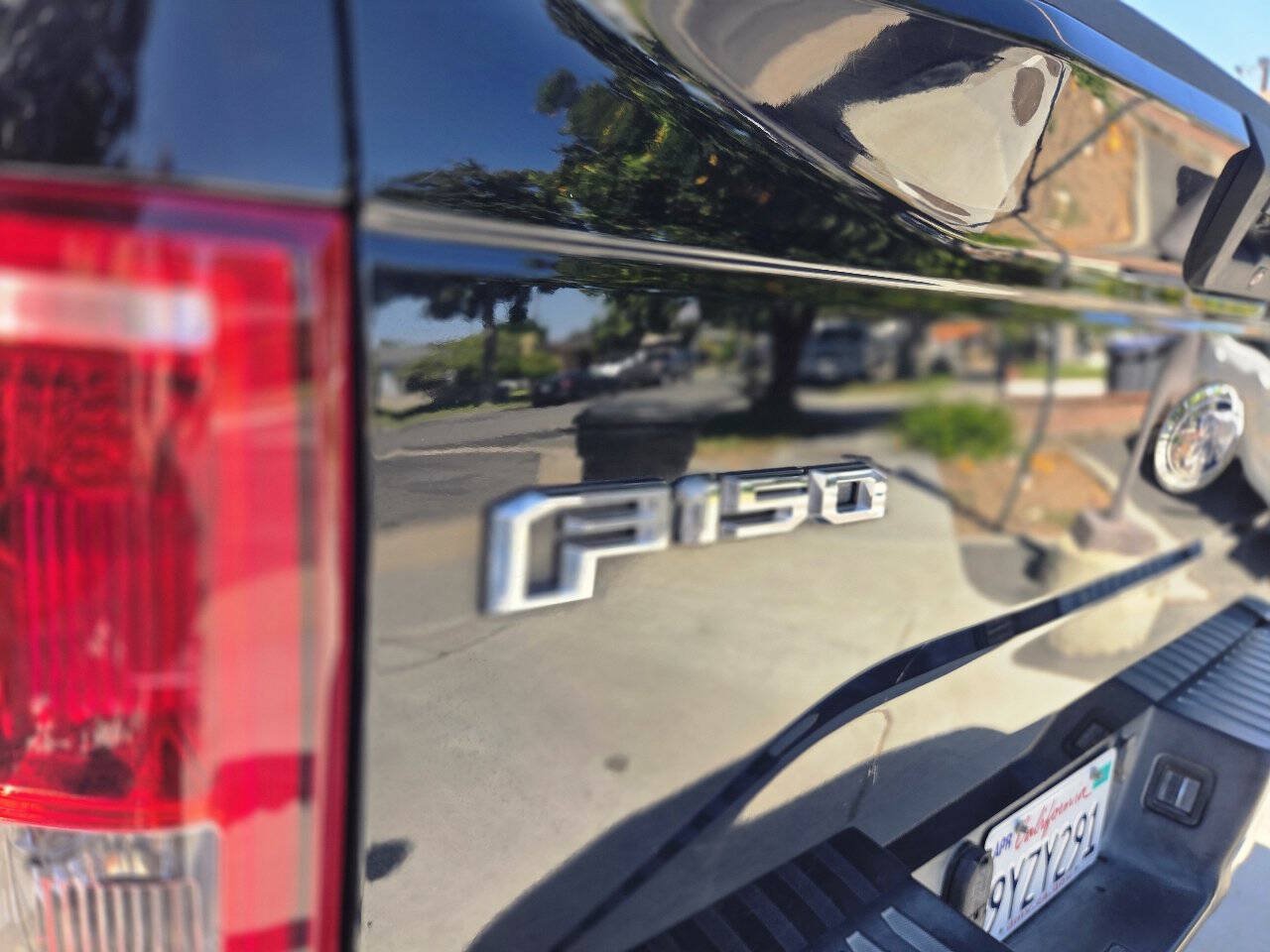 Used 2016 Ford F150 XLT w/ Equipment Group 301A Mid RWD image 23
