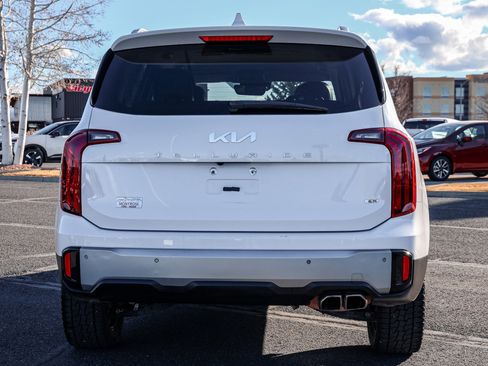 Used 2023 Kia Telluride S AWD/4WD image 5