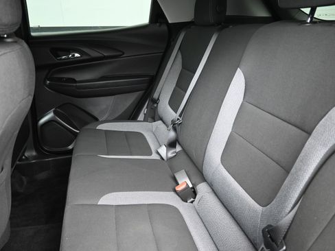 Used 2024 Chevrolet TrailBlazer LT w/ LT Cold Weather Package image 22
