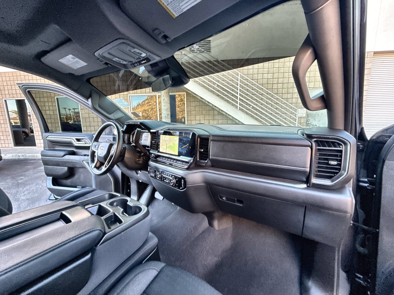 Used 2023 Chevrolet Silverado 1500 LT RWD image 29