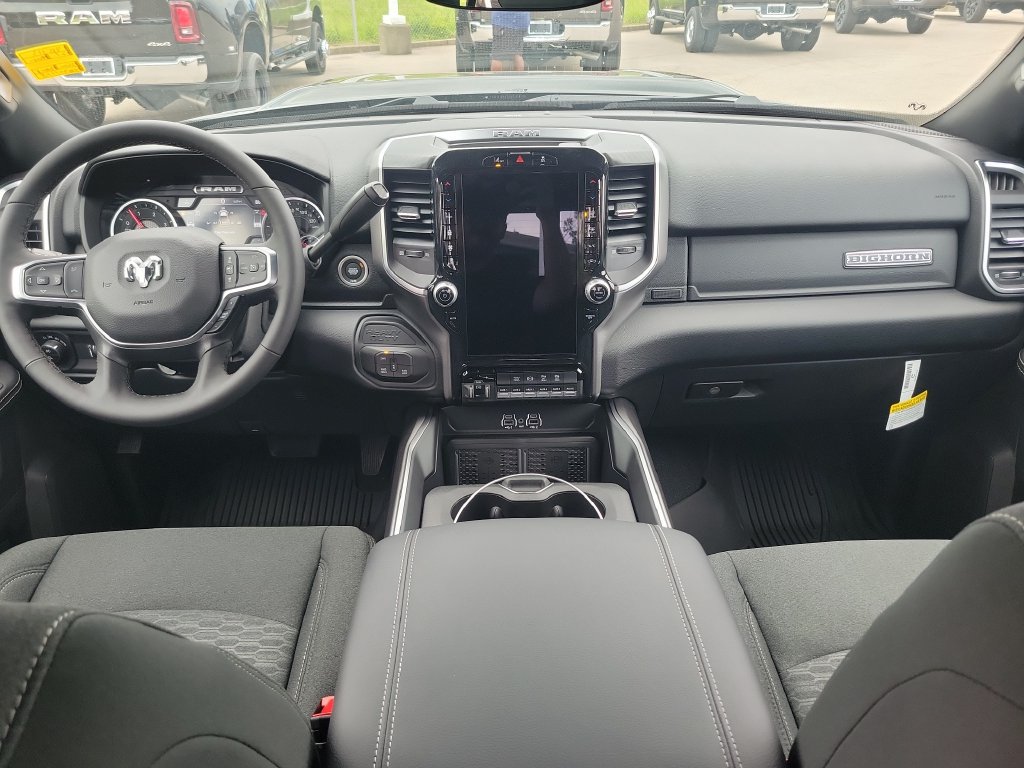 New 2027 RAM 3500 Big Horn AWD/4WD image 8