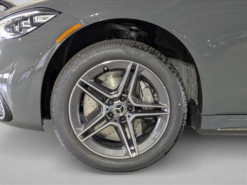 New 2026 Mercedes-Benz S 580 4MATIC Sedan image 11