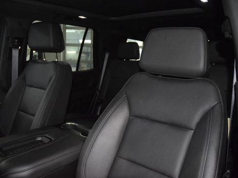 Used 2023 Chevrolet Tahoe LT w/ Luxury Package AWD/4WD image 41