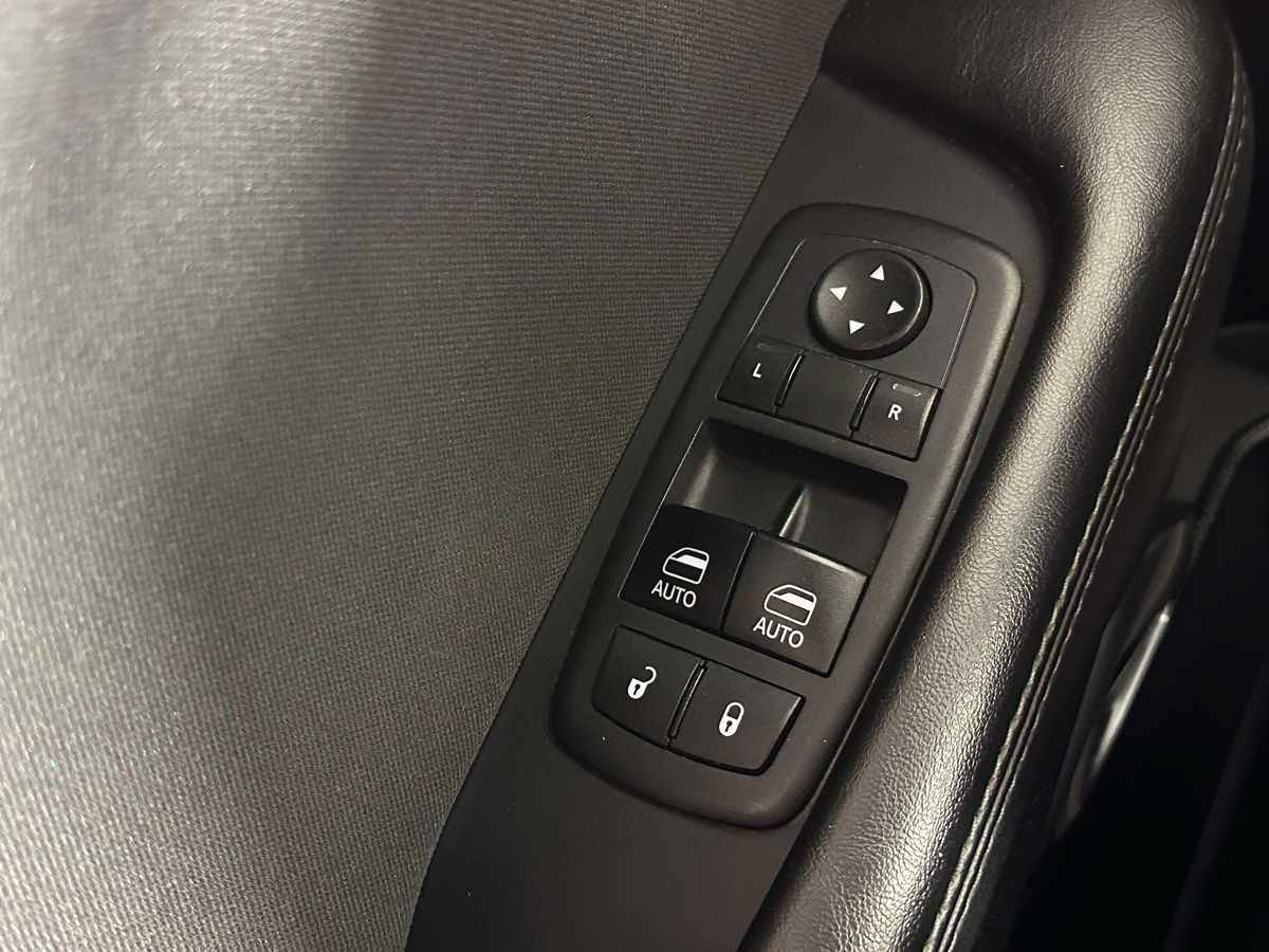 Used 2017 Dodge Challenger R/T RWD image 34