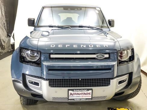 Used 2022 Land Rover Defender 110 SE AWD/4WD image 3