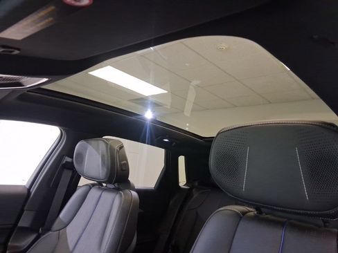 Certified 2024 Cadillac Lyriq Sport AWD/4WD image 17