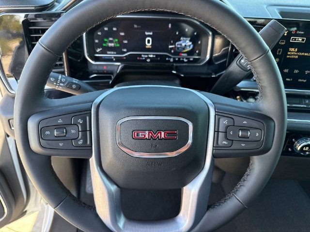 Used 2024 GMC Sierra 2500 SLT RWD image 17