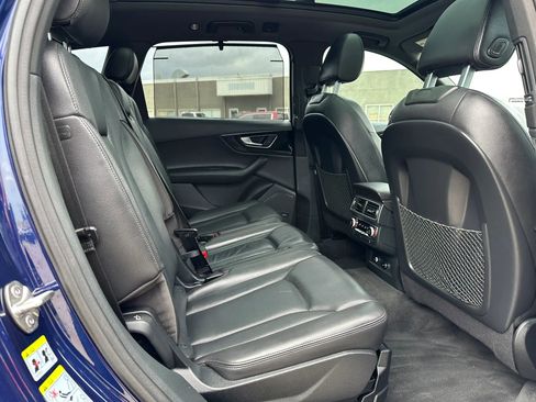 Used 2019 Audi Q7 3.0T Prestige w/ Prestige Package AWD/4WD image 29