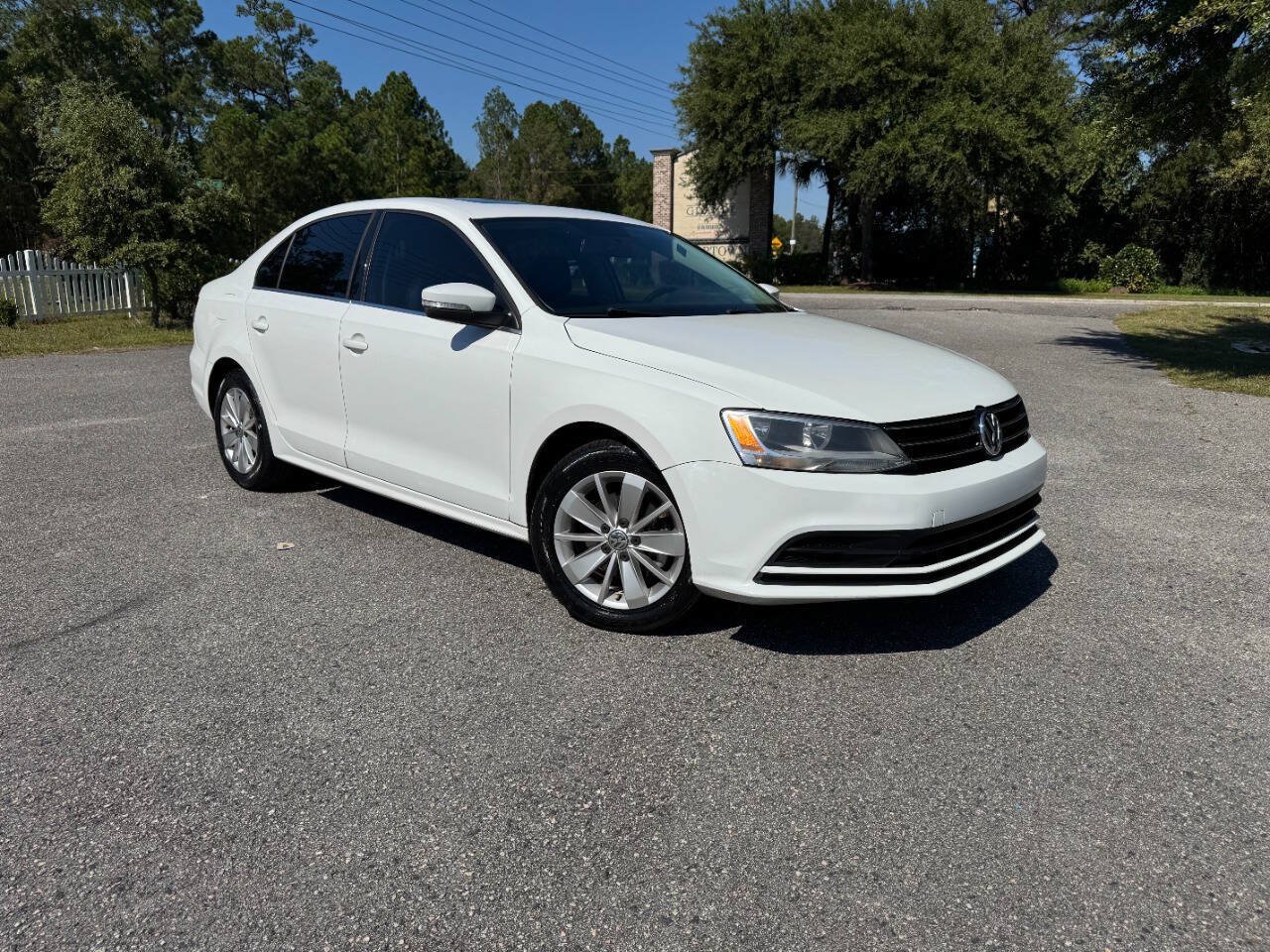 Used 2016 Volkswagen Jetta SE FWD image 8