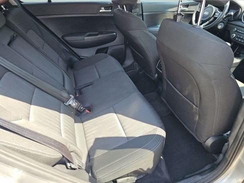 Used 2022 Kia Sportage LX AWD/4WD image 5