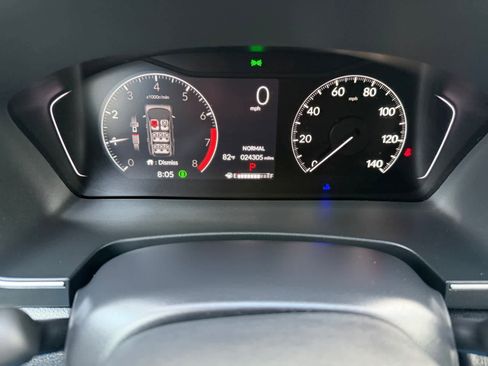 Used 2023 Honda Pilot Touring image 5