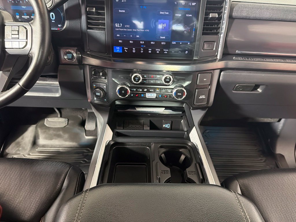 Used 2025 Ford F350 Lariat w/ Black Appearance Package AWD/4WD image 19