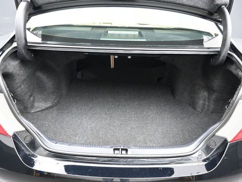 Used 2017 Toyota Camry XLE image 44