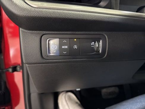 New 2026 Chevrolet Traverse LT FWD image 40