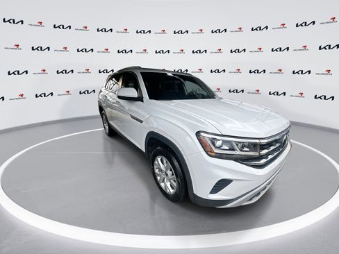 Used 2021 Volkswagen Atlas Cross Sport S image 2