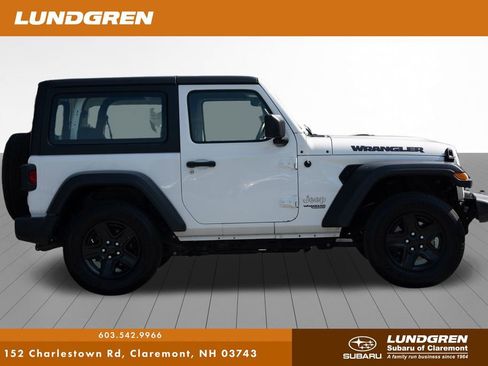 Used 2019 Jeep Wrangler Sport image 2