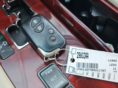 Used 2011 Lexus LS 460 AWD w/ Luxury Value Edition image 5