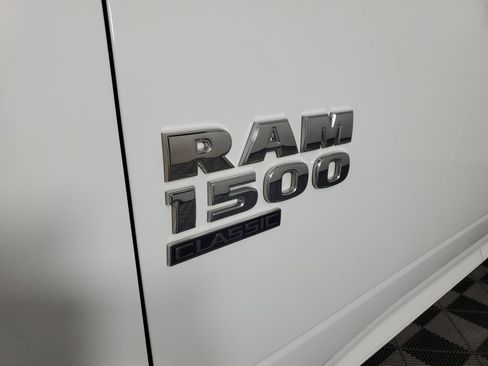 Used 2022 RAM 1500 Classic SLT w/ Electronics Group AWD/4WD image 12