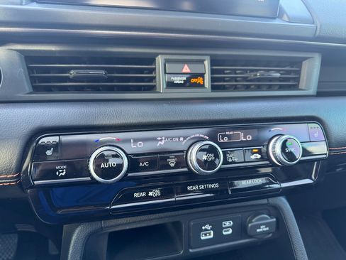 Certified 2023 Honda Pilot TrailSport image 20