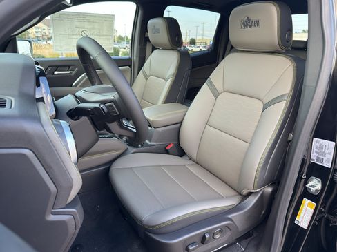New 2026 Chevrolet Colorado ZR2 w/ ZR2 Bison Edition AWD/4WD image 17