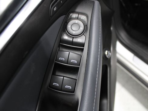 Used 2024 Buick Enclave Premium AWD/4WD image 49