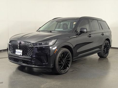 Used 2025 Lincoln Aviator Reserve w/ Equipment Group 201A AWD/4WD image 4