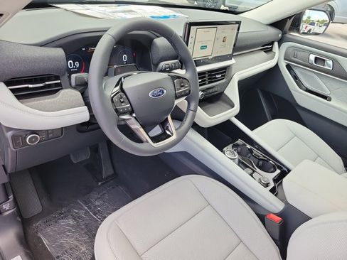 New 2026 Ford Explorer Platinum w/ LUX Leather Package AWD/4WD image 19