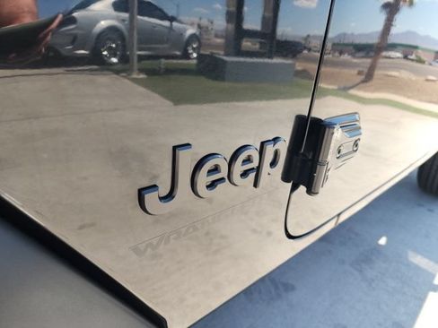 Used 2024 Jeep Wrangler Unlimited Sport AWD/4WD image 11