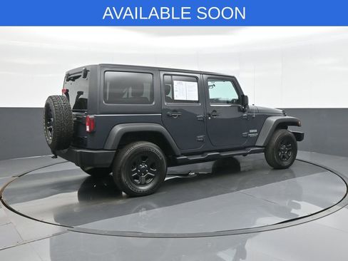 Used 2017 Jeep Wrangler Unlimited Sport w/ Connectivity Group AWD/4WD image 7