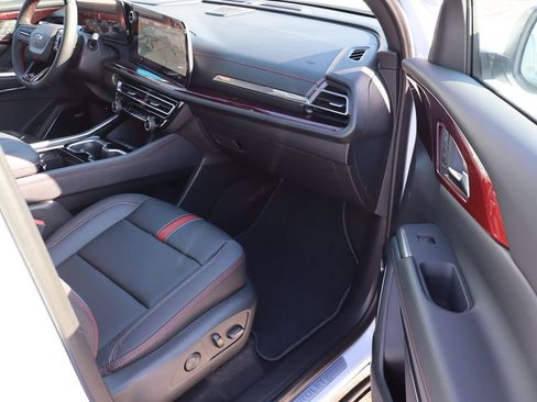 New 2026 Chevrolet Traverse RS w/ LPO, Floor Liner Package image 53