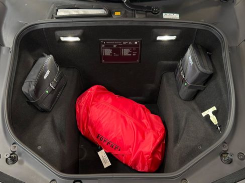 Used 2017 Ferrari 488 GTB RWD image 37